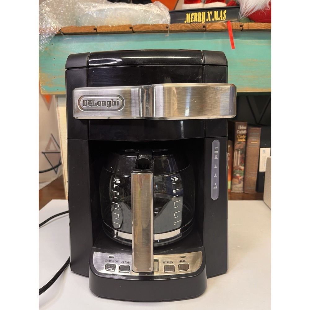 DeLonghi DCF2212T 12-Cup Glass Carafe Drip Coffee Maker Black